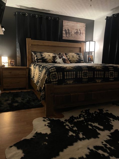 Western cozy bedroom, black and white walls, cowhide rug, horse theme, western Black And Grey Western Bedroom, Western Bedrooms Black, Black Bedroom Western, Western Bedroom Ideas Black Wall, Western Rooms With Black Walls, Cozy Bedroom Western, Black Wall Western Bedroom, Black Rooms Aesthetic, Black And Tan Room Bedroom