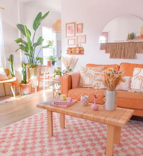 Deco Pastel, Spring Living Room, Colorful Apartment, Aesthetic Room Ideas, Colourful Living Room, Apartment Decor Inspiration, Boho Living Room, Living Room Inspo, Dream House Decor