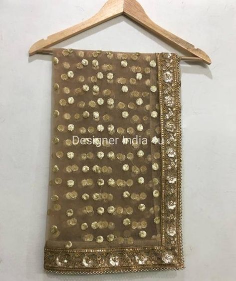 Duppattas Designs Ideas, Gold Dupatta, Designer Dupatta, Bridal Dupatta, Suit Salwar, Girls Party Wear, Lehenga Suit, Border Lace, How To Make Skirt