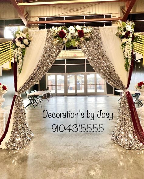 Quince Entrance, Indian Wedding Centerpieces, Wedding Decors, Quinceanera Ideas, Party Business, 16 Birthday, 25th Wedding Anniversary, Cold Outfits, Sweet 15