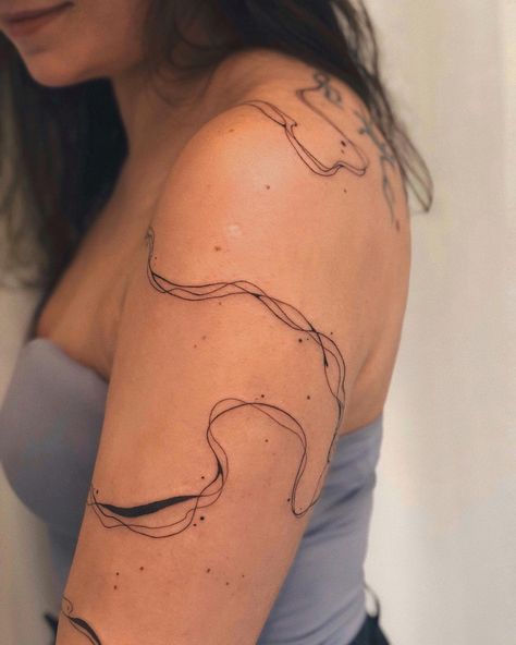 〰️A sleeve of lines that intertwine in dance, creating bizarre abstractions〰️ It’s fully freehand — when the sketch is immediately drawn on the skin by hand 👩🏻‍🎨 . I really appreciate it when you trust me to create freehand sketches🫶🥹 The work was completed in one session. 💌 Write DM for booking session. And let’s create some beauty on your body! #abstracttattoo#abstractlines #tattoosleeve #tattooabstract #linestattoo #tattoolines #tattoovilnius #tattoovilniusoldtown Freehand Tattoo Lines, Tattoo Lines Abstract, Abstract Lines Tattoo, Lines Tattoo, Line Tattoo, I Really Appreciate, Abstract Tattoo, Line Tattoos, Abstract Lines