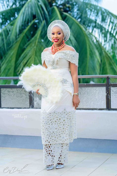 Elegant Women Outfit, Igbo Bride Traditional Weddings, Igbo Wedding Dress, Nigerian Wedding Dresses Traditional, Latest Asoebi Styles, Nigerian Wedding Dress, Igbo Bride, Nigerian Traditional Wedding, Igbo Wedding