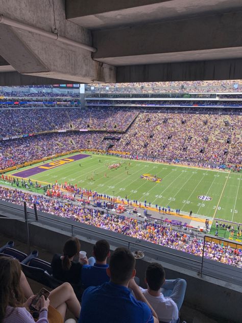 Lsu Football Aesthetic, Lsu Aesthetic, Lsu Campus, Lsu University, College Collage, Lsu College, Lsu Baseball, Future Board, College Vision Board