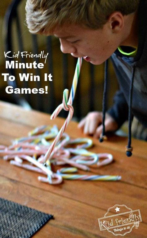 Super Fun Kid Friendly Minute To Win It Games with a Winter and Christmas Theme! Easy enough for kids but challenging enough for adults! Perfect for parties at school or just for family fun. www.kidfriendlythingstodo.com Teenage Party Games, School Christmas Party, Xmas Games, Fun Christmas Party Games, Minute To Win, Christmas Games For Kids, Minute To Win It Games, Fun Christmas Games, Holiday Party Games