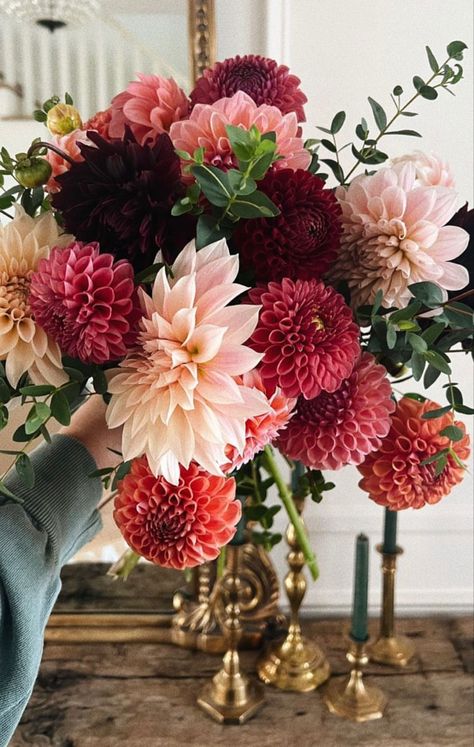 Winter Floral Color Palette, Dahlia And Carnation Bouquet, Dahlia Flower Wedding Bridal Bouquets, Dahlia Wedding Centerpieces Fall, Dahlia Wedding Florals, Hydrangea And Dahlia Bouquet, Dahlia Market Bouquet, Maroon Flower Arrangements, Dahlia Wedding Bouquets Fall