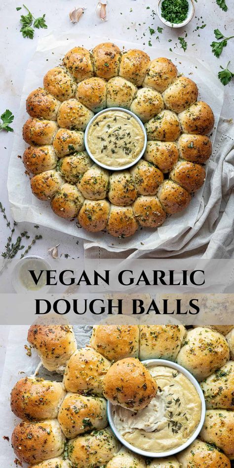 Garlic Dough Balls, Vegan Appetizers Recipes, Vegan Bread Recipe, Vegan Party Food, Vegan Baking Recipes, Vegan Living, Vegan Thanksgiving, Vegan Appetizers, Dough Balls