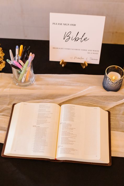 Christian Guest Book Ideas, Bible At Wedding Reception, Guest Book Bible Sign, Wedding Signing Book Ideas, Cheap Wedding Diys, Wedding Guest Bible, Guest Wedding Sign In Ideas, Homey Theme Wedding, Guest Bible Wedding