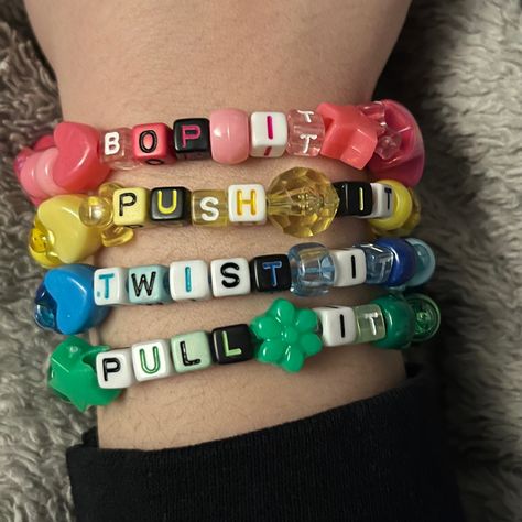 Bracelets With Words, Rave Bracelets, Diy Kandi Bracelets, Pony Bead Bracelets, Diy Kandi, Kandi Kid, Kandi Cuff, Kandi Patterns, Kandi Bracelets