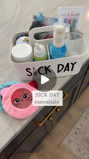 Jade Roberts O'Neal on Instagram: "baby and toddler sick day essentials 🤧 I always do this a little early before things start being hard to find. I stock it with all of the kid friendly things like a good thermometer, fever reducers, things for relieving congestion, and some electrolytes. follow along for more mom of three life 🫶

I like putting our most used sick day essentials in a caddy so it’s ready to grab and go if/when we need it. Comment “sick day” for all of our sick day items to be sent your way 💌

#toddlermoms #sickdayessentials #toddlermommy #sickday #sickdays #amazonfavorites #babymusthaves #toddlermusthaves #toddlerfavorites" How To Feel Better When Sick, Things To Do When Sick At Home, Sick Routine, Baby Medicine Kit, Sick Baby Remedies, Sick Hacks, Sick Kit, Sick Day Essentials, Sick Toddler