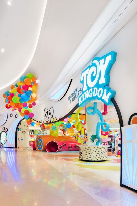 Toy Store Design, Preschool Creative Art, Kids Restaurants, Kids Salon, Kids Toy Store, مركز ثقافي, Kids Cafe, Retail Space Design, Kids Indoor Playground