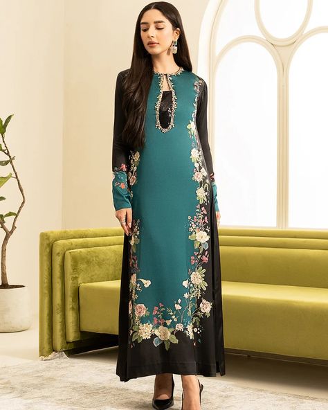 Luxury formals ready to wear Shop : www.brandaffection.uk ( Link in bio 👆) #pakistanidesignersuitsuk #luxuryformals #luxurypret #partywearsuits #eveningwear Georgette suit , silk suits , organza dopatta , Luxury pret , evening wear , luxury formals , ready to wear Lulusar Silk Dresses, Printed Silk Dress Design Pakistani, Pakistani Velvet Dresses, Pakistani Dresses Online Shopping, Latest Pakistani Dresses, Designer Suits Online, Stylish Kurtis Design, Pakistani Clothes Online, Organza Suits