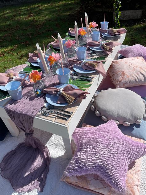 Transform your next kids' party with this Stitch-inspired picnic setup!🌺💙

A luxe picnic is perfect for an outdoor celebration - or just as easily transported to your living room if the weather isn't kind! The cute decor will make your child's next celebration truly unforgettable. 

Save this pin to start planning your next party in style! 

#PicnicPartyIdeas #StitchInspiredParty #KidsPartyPlanning #BirthdayPartyInspo #2024PartyIdeas #KidsPicnicParty #BirthdayPicnic #PartySetupInspiration Kids Birthday Picnic, Luxe Picnic, Picnic Setup, Kids Party Planning, Bell Tents, Table Picnic, Outdoor Celebration, Kids Picnic, Picnic Theme