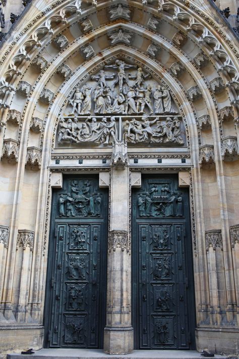 St Vitus Cathedral Doors | photography by http://www.entouriste.com/ St Vitus Cathedral, St Vitus, Visit Prague, Late November, Prague Castle, Architectural Styles, Interesting Buildings, Vatican City, Main Entrance