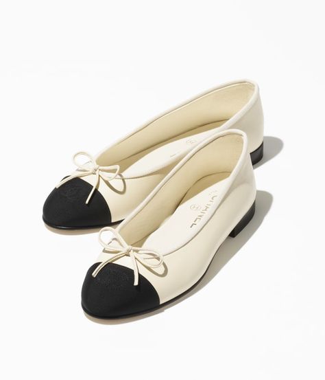 Ballet flats - Calfskin & grosgrain, ivory & black — Fashion | CHANEL Ivory Ballet Flats, Chanel Ballerina, Chanel Flats, Shoes Chanel, Dr Shoes, Mode Chanel, Chanel Store, Fashion Shoes Flats, Eyewear Shop