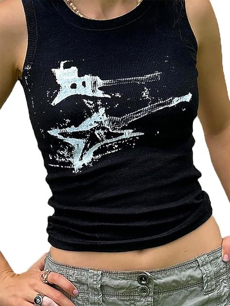 Guitar Print, Estilo Harajuku, Street Y2k, Y2k Casual, Middle Age Fashion, Grunge Vintage, Vintage Punk, Estilo Punk, Top Streetwear