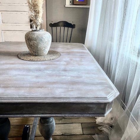 Dining Table Chalk Paint Makeover, Grey Table And Chairs, Black Wash Kitchen Table, Chalk Paint Dining Room Table Diy, Diy Paint Dining Room Table, Chalk Paint Table Top, Diy Painted Kitchen Table, Chalk Paint Kitchen Table Color Combos, Chalk Painted Dining Table And Chairs