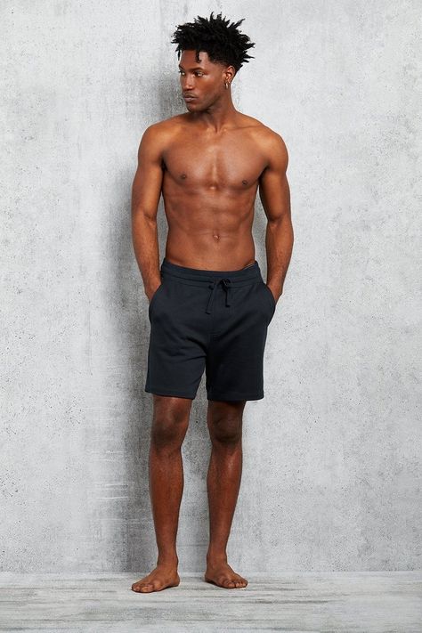 Chill Short - Dark Navy | Alo Yoga Shirtless Man Pose, Man Pose, Male Pose Reference, Picnic Outfits, Male Models Poses, Gorgeous Black Men, Human Reference, 인물 드로잉, Standing Poses