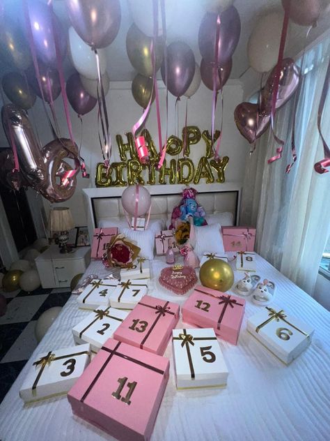 18th Hotel Birthday Party, Birthday Room Set Up, 15tg Birthday Ideas, 16 Birthday Decoration Ideas, Decorate Room For Birthday Surprise, 17th Birthday Decoration Ideas, Sweet 16 Hotel Party Ideas, 17 Birthday Decorations, 16 Birthday Present Ideas