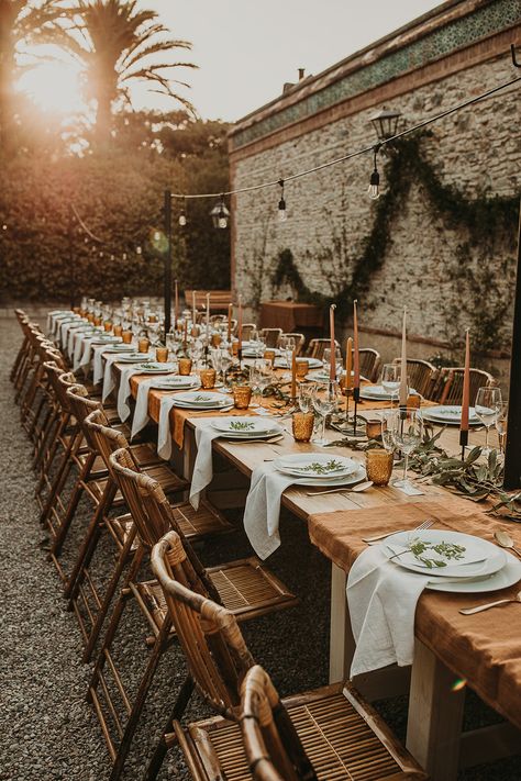 Outdoor Reception and Wedding Breakfast with Foliage Table Runner Earthy Wedding, Europe Wedding, Wedding Spain, Eco Wedding, Andalusia Spain, Eco Friendly Decor, Wedding Decor Inspiration, Outdoor Reception, Wedding Breakfast