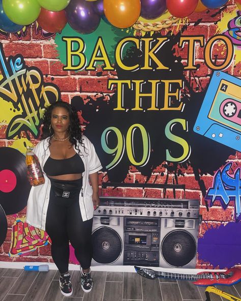 The 90s was definitely a memorable time. And a time was had 💋 #90s #90sfashion #hiphop #hiphopculture #hiphopmusic #hiphopfashion Tlc Outfits 90s Ideas, 90’s Hip Hop Party, 90s Outfit Party Hip Hop, 90s Outfits Party, 90s Theme Party Outfit, 90’s Hip Hop, 90s Theme Party, 90s Fashion Outfits Hip Hop Party, Hip Hop Party