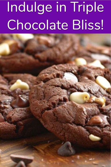 Ultimate Triple Chocolate Homework Cookies: Indulge & Bake! Cinnamon Cookies Recipes, Triple Chocolate Chip Cookies, Cookie Recipes Oatmeal Raisin, Breakfast Cookie Recipe, Monster Cookie, Easy Peasy Recipes, Ultimate Cookies, Choco Chips, Oatmeal Raisin Cookies