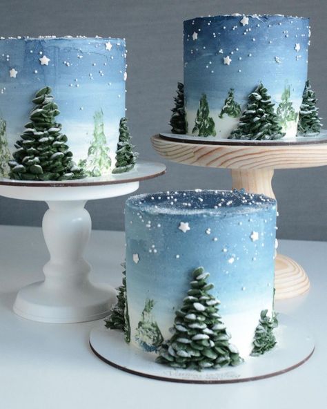 Christmas Cake Decoration Ideas, Christmas Decorated Cakes, Blue Christmas Cake, Xmas Cake Ideas, Xmas Cake Decorating Ideas, Christmas Decor Cake, Cake Christmas Decoration, Christmas Cakes Ideas Decoration, Decorated Christmas Cakes