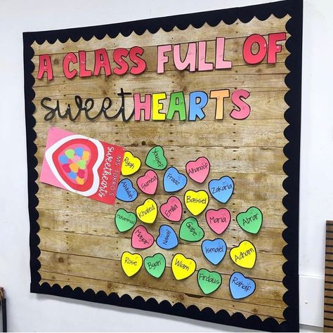 Valentines Day Bulletin Board Ideas, Valentines Door Decorations Classroom, Valentine Bulletin Boards, Valentines Day Bulletin Board, Valentine Door Decorations, Teacher Bulletin Boards, School Door Decorations, Classroom Board, Preschool Bulletin