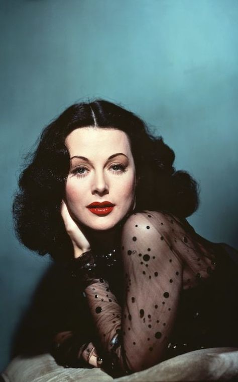 Hedi Lamarr, Oud Hollywood, Hollywood Aesthetic, Hollywood Vintage, Hedy Lamarr, Old Hollywood Actresses, Loretta Young, Classic Hollywood Glamour, Vintage Hollywood Glamour