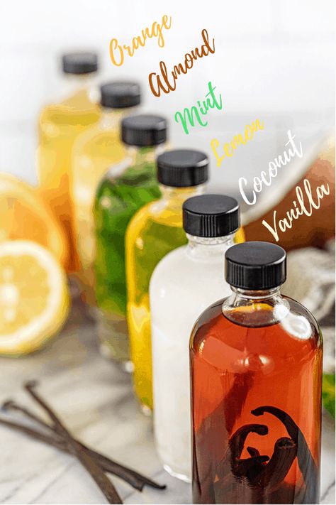 Homemade Extracts, Diy Extracts, Food School, Homemade Vanilla Extract, Homemade Pantry, Homemade Spices, Homemade Seasonings, Homemade Vanilla, Fermenting