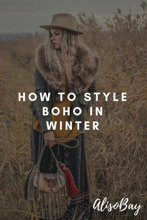 With the new collection, we are bringing you some of our favorite looks together with a couple tips on how to style boho in winter. Boho Style Outfits Winter, Stile Hippie Chic, Winter Hippie, Look Hippie Chic, Boho Fashion Winter, Boho Winter Outfits, Stile Boho Chic, Look Boho Chic, Boho Life