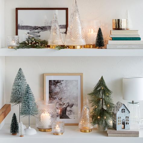 Target Christmas Decor, Ideas Decoracion Navidad, Target Christmas, Simple Christmas Decor, Christmas Inspo, Indoor Christmas Decorations, Indoor Christmas, Noel Christmas, Holiday Inspiration