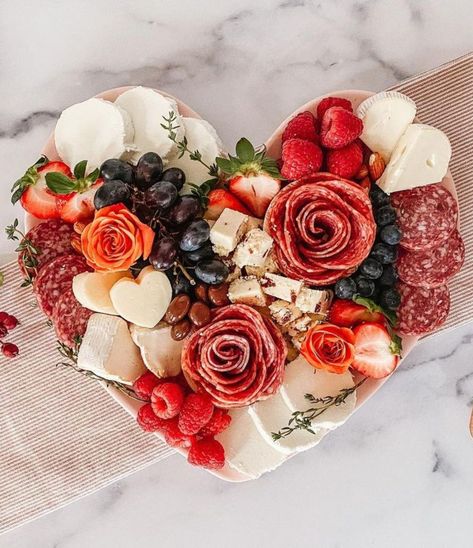 Charcuterie Board Ideas Bachelorette, Charcuterie Board Valentine’s Day, Heart Shaped Charcuterie Board, Valentines Party Snacks, Valentines Apps, Valentines Theme Baby Shower Ideas, Valentines Appetizers, Desert Charcuterie Board, Valentine Charcuterie Board