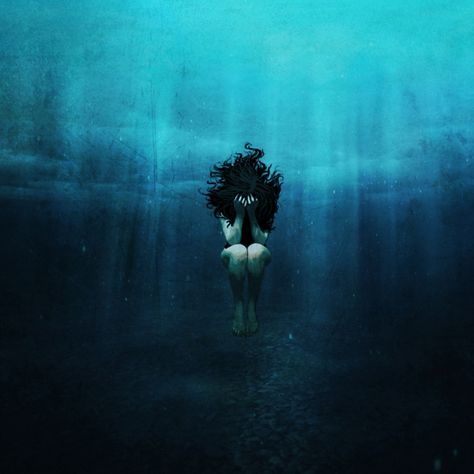 Underwater Photography, Illusion Kunst, Desenho Tom E Jerry, Underwater Art, Water Art, Dark Aesthetic, Dark Art, Her Hair, Art Inspo