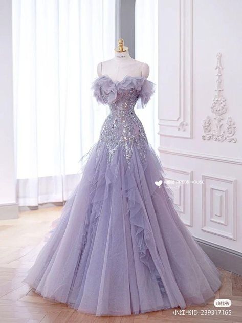 Prom Dress Ideas Ball Gown, Wedding Dresses Purple, Purple Princess Dress, Purple Ball Gown, Debut Gowns, Purple Gown, Purple Gowns, Dresses Purple, Violet Dresses