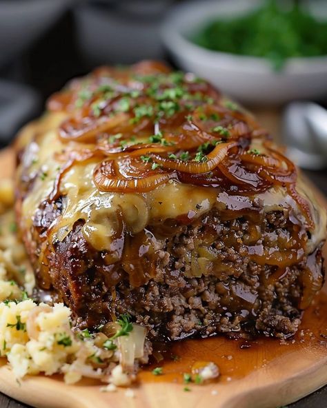 Crockpot French Onion Meatloaf with Melted Swiss Cheese Intermediate Cooking Recipes, French Onion Meatloaf, Meat Loaves, Beef Entrees, Meatloaf Ingredients, Shawarma Recipe, Crockpot Ideas, Main Entrees, Classic Meatloaf