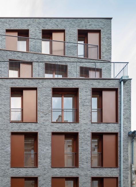 Hotel Facade, Urban Housing, Brick Detail, Facade Architecture Design, Building Layout, Brick Architecture, Apartment Architecture, Social Housing, Brick Facade