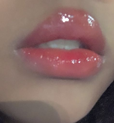 glossy plump aesthetic lip combo Blurry Lips Aesthetic, Lipgloss On Lips Aesthetic, Downturned Lips Aesthetic, Bee Stung Lips Aesthetic, Aesthetic Plump Lips, Big Round Lips Aesthetic, Glossed Lips Aesthetic, Big Top Lip And Small Bottom Lip, Healthy Lips Aesthetic