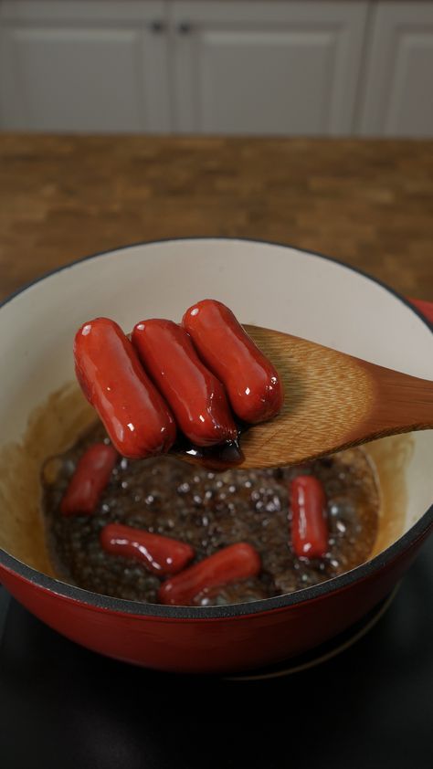 Shoyu Hot Dogs Recipe Teriyaki Hot Dogs, Brown Sugar Hot Dogs, Shoyu Hot Dogs, Shoyu Chicken Recipe Hawaii, Shoyu Pork Recipe Hawaii, Baked Shoyu Chicken Recipe Hawaii, Musubi Recipe, Chinese Sausage, Savory Foods