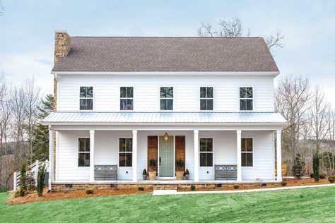 Federal Farmhouse Plans, House Plans Colonial Farmhouse, Modern Colonial Exterior With Porch, Colonial Farmhouse Front Porch, 1800 Farmhouse Exterior, Early American House Plans, Virginia Farmhouse Plans, White Colonial Farmhouse Exterior, Center Colonial House