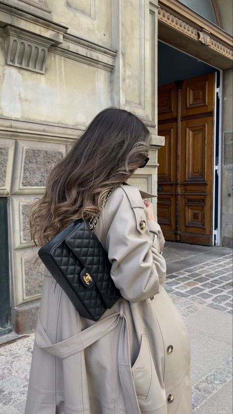 Dream Bags, Random Inspiration, Casual Winter Outfits, Designer Bag, Winter Casual, Classic Flap, Fall Winter Outfits, Classy Outfits, Chanel Classic Flap