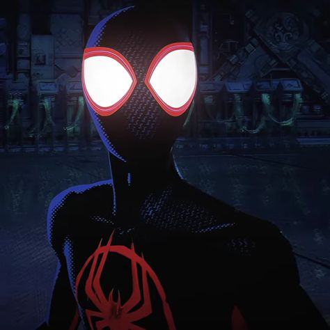 Miles Morales Pfp, Instagram Layouts, Spiderman Comic Art, Spider Man Miles, Spider Man Miles Morales, Miles Spiderman, Image Spiderman, Miles Morales Spiderman, Celebrities Fashion