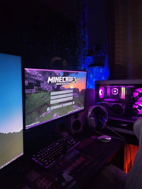 Gaming Aesthetic Setup, Gamer Nerd Aesthetic, Twitch Streaming Aesthetic, Guy Gaming Aesthetic, Gaming At Night Aesthetic, Night Gaming Aesthetic, Minecraft Gaming Aesthetic, Gaming Computer Aesthetic, Streamer Setup Ideas