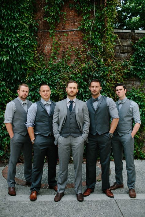 27 Awesome Groomsmen Photos ~  we ❤ this! moncheribridals.com  #groomsmenvests Mismatched Groomsmen, Groomsmen Outfit, Grey Suit Wedding, Groomsmen Photos, Groom Looks, Wedding Groomsmen, Groomsmen Suits, Groomsmen Attire, Gray Weddings