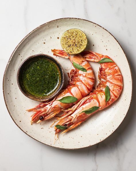 Storm Ashdown on Instagram: “Grilled tiger prawns, Thai basil butter, burnt lime The KING of prawns sourced from @nottinghillfishshop - these are seriously BIG boys.…” Tiger Prawn Recipe, Quinoa Fruit Salad, Tiger Prawn, Basil Butter, Tiger Prawns, Grilled Prawns, Dum Biryani, Mango Margarita, Prawn Recipes