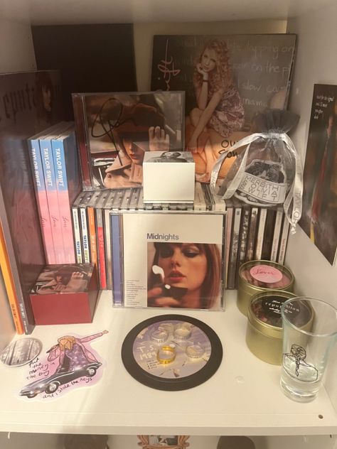 Taylor Swift Lego House, Taylor Swift Vinyl Shelf, Taylor Swift 2024 Flag In Room, Taylor Swift Merch Display, Taylor Swift Collection Shelf, Taylor Swift Shrine Room, Taylor Swift Car Ideas, Taylor Swift Bookshelf, Taylor Swift Themed Room Decor