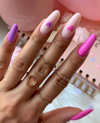 Candy Heart Nail Designs, Pastel Heart Nails, Nail Designs For Valentines Day, Nail Art Valentines Day, Valentines Day Nails Ideas, Kids Nail Designs, Pastel Heart, Essie Nail Colors, Opi Nail Colors