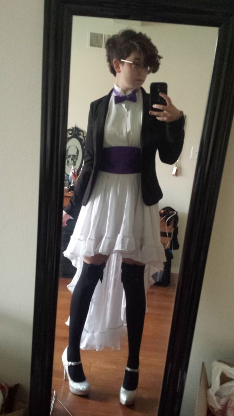 Nonbinary Wedding, Non Binary Outfits, Enby Fashion, Non Binary Fashion, Tux Dress, Androgynous Outfits, Gender Fluid Fashion, Queer Fashion, Tuxedo Dress