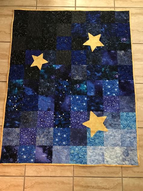 Galaxy Quilt Pattern, Starry Night Room Theme, Galaxy Quilt Ideas, Night Sky Quilt Pattern, Starry Night Quilt Pattern, Constellation Quilt Pattern, Space Quilts Ideas, Space Sewing Projects, Space Quilt Pattern