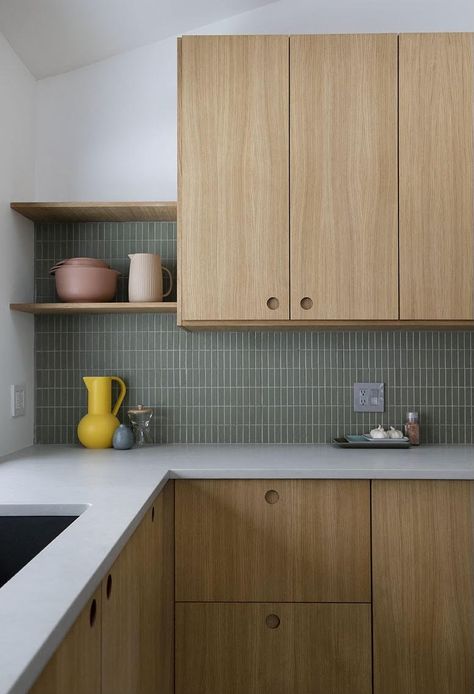 KB DESIGN & BUILD NYC Scandinavian Small Kitchen Design, Creative Tile Ideas, Scandinavian Architecture Interior, Danish Kitchen Design, Scandinavian Kitchen Renovation, Scandinavian Kitchen Backsplash, Kitchen Midcentury, Japanese Kitchen Design, Scandinavian Kitchen Ideas