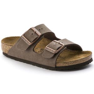 Mocha Birkenstock, Birkenstock Sandals Arizona, Two Strap Sandals, Vintage Trends, Mocha Color, Birkenstock Sandals, Zermatt, Games Online, Fashion Weeks